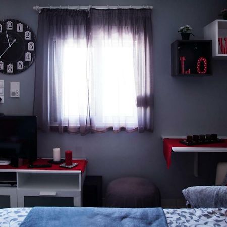 אתונה 'Romeo & Juliet' Cozy Apartment With Breathtaking View מראה חיצוני תמונה