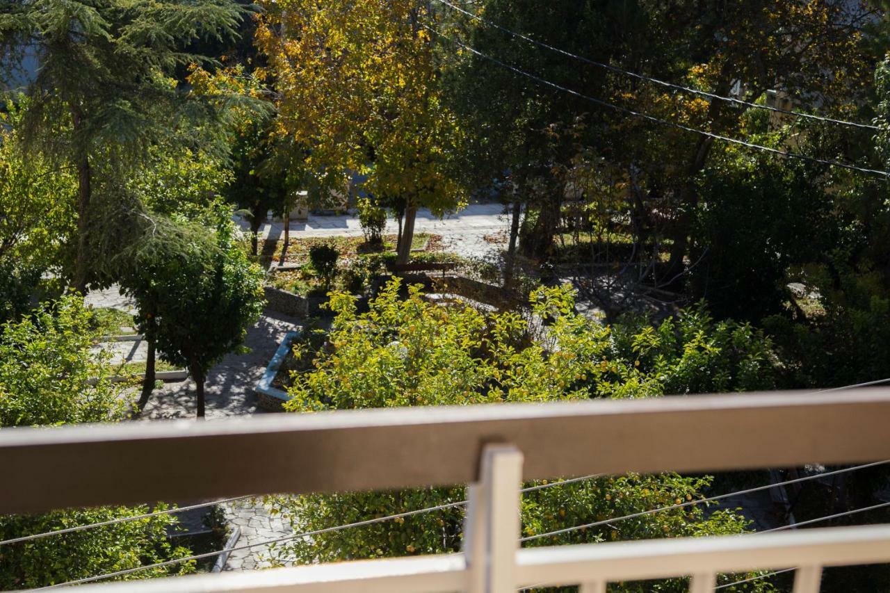 אתונה 'Romeo & Juliet' Cozy Apartment With Breathtaking View מראה חיצוני תמונה